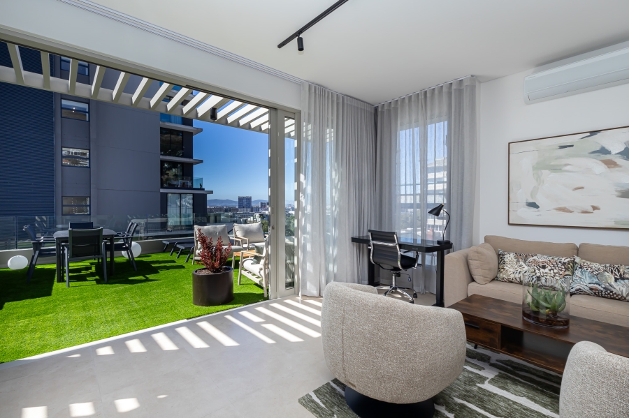 To Let 3 Bedroom Property for Rent in Green Point Western Cape